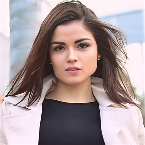 Valentina Garzon Bio, Wiki, Age, Height, Family, Net Worth